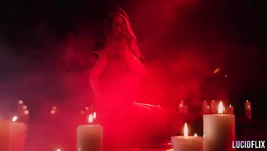 Angel Youngs ile lucidflix ateşi