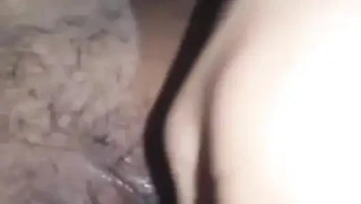 Ateşli yenge fusy parmakla mastürbasyon yapıyor