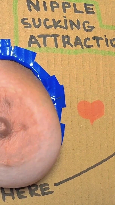 Захватывающий момент от "притяжения сосания сосков"