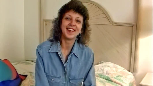 Ben Dover anal deneyen ev hanımı Darcy ile tanışıyor