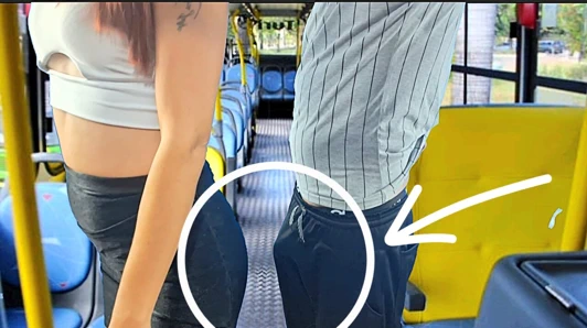 ATTENTION! This pervert penetrates girls on the bus from behind!!