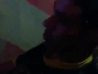 Chamou amigo de escola para ver porno