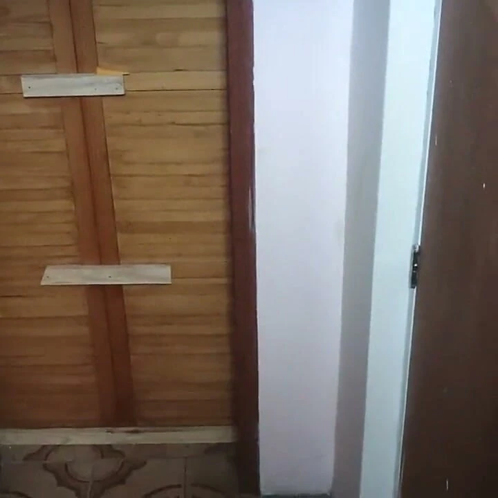 Mimar bütçe yapmak için geldi ve sonunda ziyareti bozdum, ayrıca ödeme olarak da stick aldım.