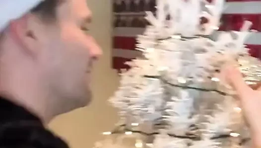 dans eden göğüsler