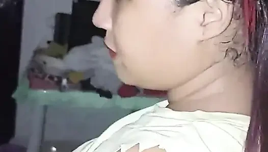 New York Abd'li 18 yaşındaki esmer büyük sarkık memeler üvey erkek kardeşinin büyük yarağını sikiyor bölüm 105