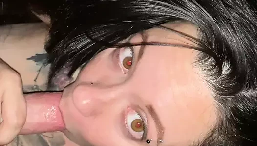 kız arkadaşım beni emiyor