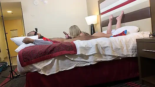 Sahne arkası şovundan sonra