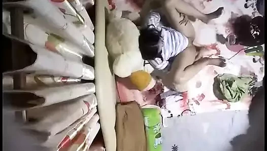 Kız arkadaşın evde yalnızken