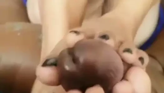 Olgun siyah ayak footjob