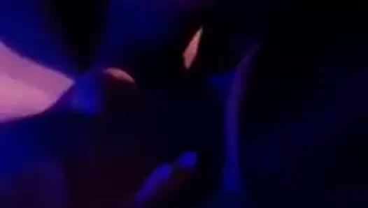 Arkadaşım horoz emmek için seviyorum