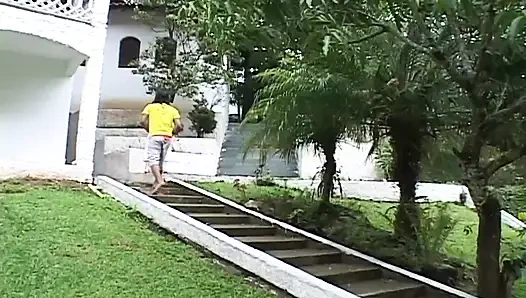 Eşcinsel latin derin göt sikişi ham kalçasını sikiyor