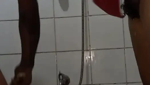 fubu bana iki kez boşalıyor
