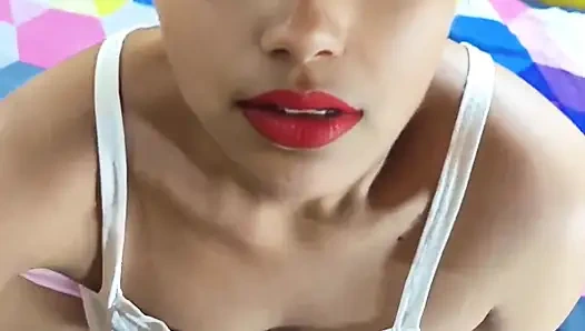 Hintli güzel kızlar kıllı amcık sikiş videosu, tatminsiz üniversiteli kız erkek arkadaşına büyük yarakla mastürbasyon yapıyor