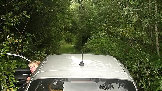 Sert Fin olgun iri güzel kadın sikişiyor