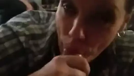 Sıcak country puma oral seks