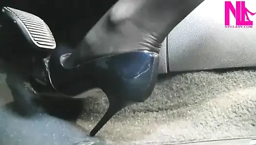 Pattent Blue Buffalo'da şehvetli sürüş süper seksi pompalar