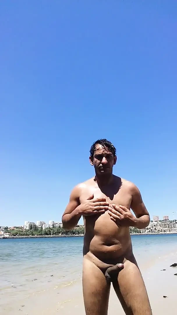 Nudismo plajına bayılıyorum