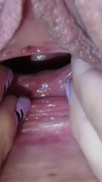 Эпический момент из "Экстремальной зияющей киски крупным планом"