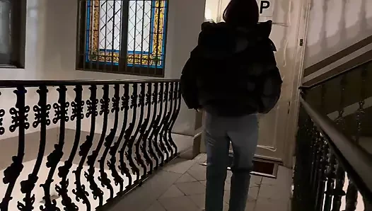 Kulüpten sonra ateşli bir gençle seks