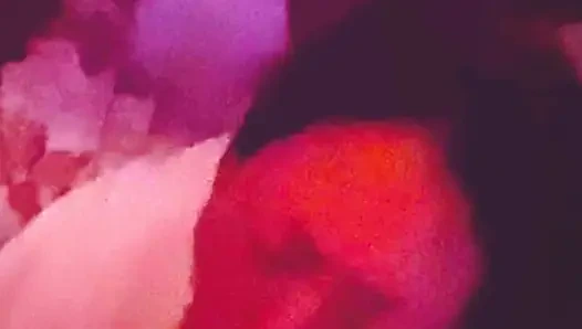 Kocam bana saplarken erkek arkadaşımı emiyor.