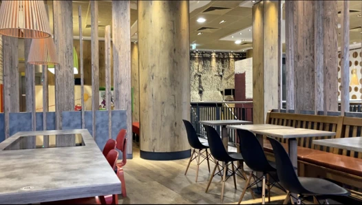 Orta yaşlı seksi kadın sadece fast food :) çok daha iyi :P özensiz mastürbasyon yapıyor Riskli eylem!