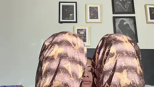 Aldatıyor ve fışkırtıyor