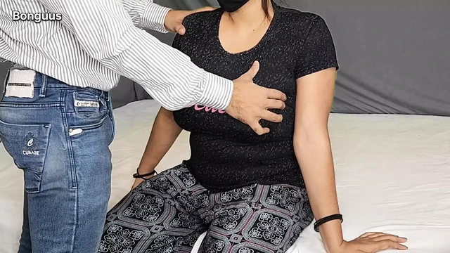 Рия пошла к врачу, и она прошла осмотр киски 1