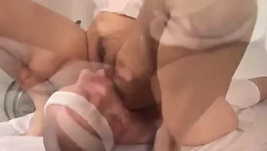 Cum üzerinde benim kıllı çalı