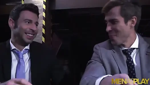 Menatplay - latin hunk dario beck anal maikel cash tarafından sikiliyor