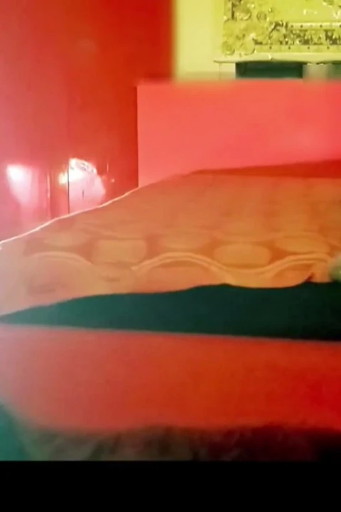 Tam Video Sansürsüz Versiyon Ilkokul Öğretmeni Ve Öğrenci Seks Ve Çoklu Orgazm