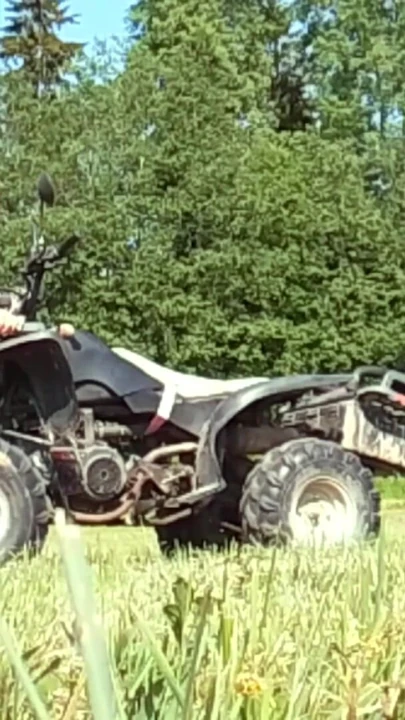 Üvey annemi atv'ye bindirdim ve onu siktim | Klip 2
