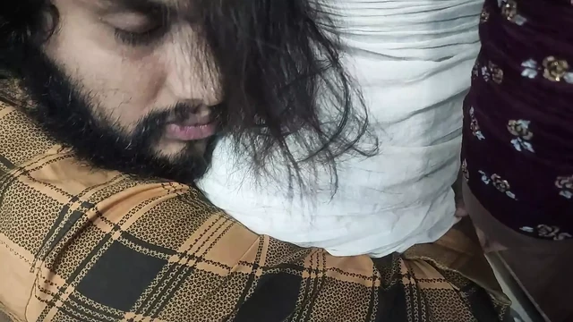 Kerala Saree, удаление сисьок, сосут киску, лижет киску и жесткий трах индийской пары дези