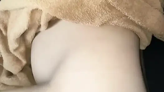 Fucking my mother in the morning until I cumshot her pussy