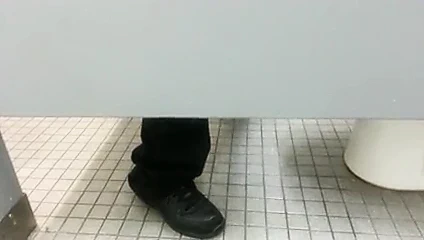 tuvalet wanker 3!!!!