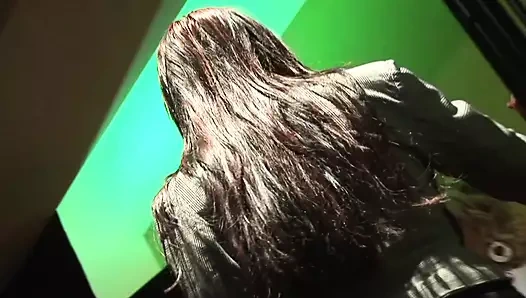 Eva Angelina ve Carly Parker bu bdsm dörtlü seks sırasında yarakları değiştiriyor