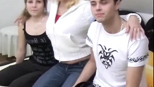 Erkek delisi kaltak deliklerini geniş açıyor