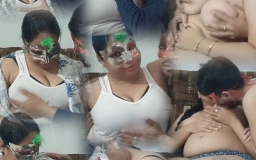 Maskeli Desi Grup Seks Partisi Vahşi Öpücüklü Göğüsler Maskeli Partide Oynuyor Ev Yapımı Eğlence