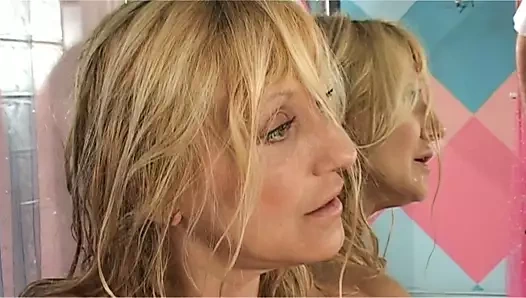 Olgun 4 sevgilisi - nineler kanepede iki canavar horoz binmek