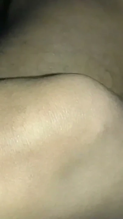 Seksi en ateşli karı yatak odasında sikiliyor | Klip 1