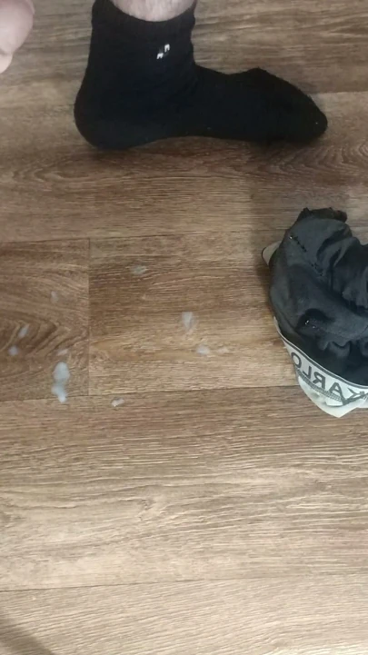 Külot Yırtma Öfkesi: Diz Çöküp Sarsılarak Boşalma | Bölüm 3