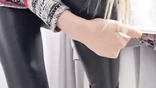 Sohbet etmeye geliyor musun?