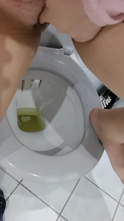 Попробовал одну ногу вверх