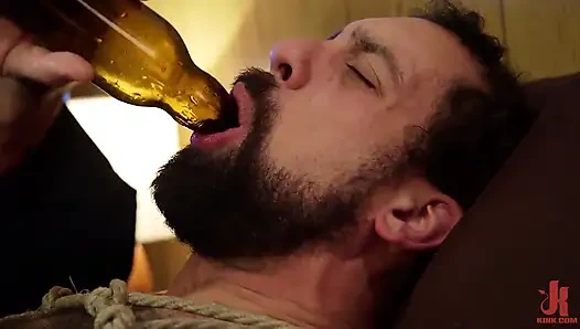 Dj yeni yılda acımasız kenarlı ve götten ağza çalıyor!