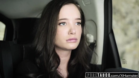 Saf tabu gia paige'in 2 üvey kardeşiyle ilk dp'si