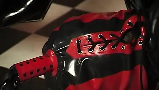 Baştan çıkarıcı orta yaşlı seksi sarışınlar ve esmerler sapık bdsm oyunu