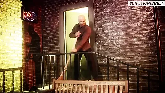 Catlicks - ağzına boşalma