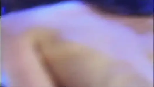 Крошки-брюнетки и блондинки обмениваются спермой для окончания