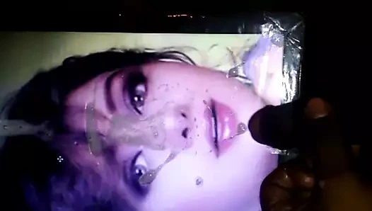 Sridevi ateşli tükürük boşalma haraç