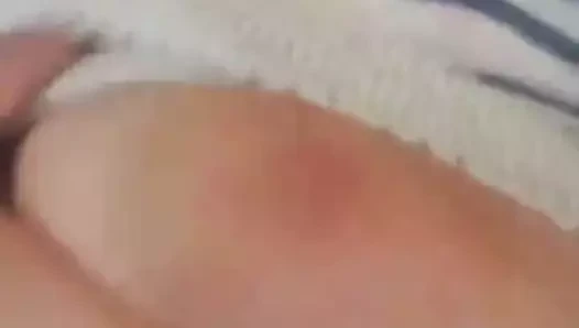 Montre moi tes gros seins