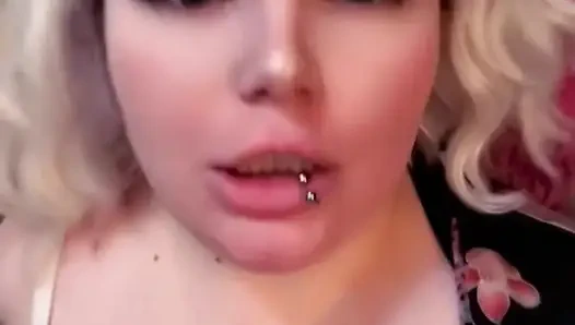 Yeni üvey annenle sevişmeden duramıyorum